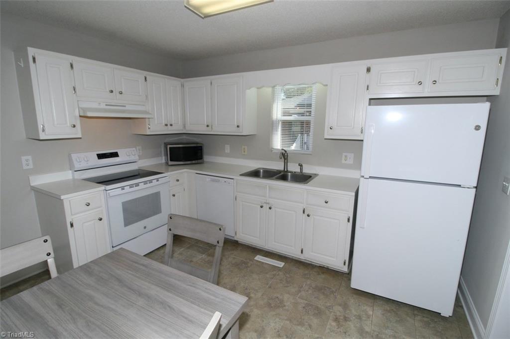 409 Moser Street Graham, NC 27253 - Photo 11 of 18 Kitchen