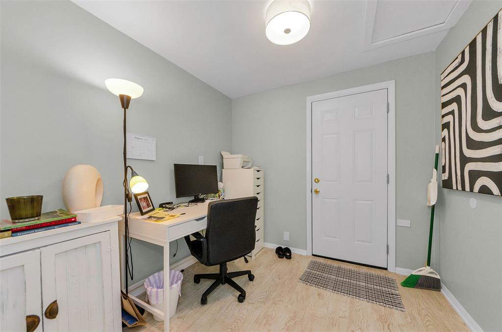 1525 Ruth Road Dunedin, FL 34698 - Photo 24 of 40