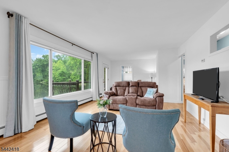 3 Duck Point Terrace Wharton, NJ 07885 - Photo 6 of 38