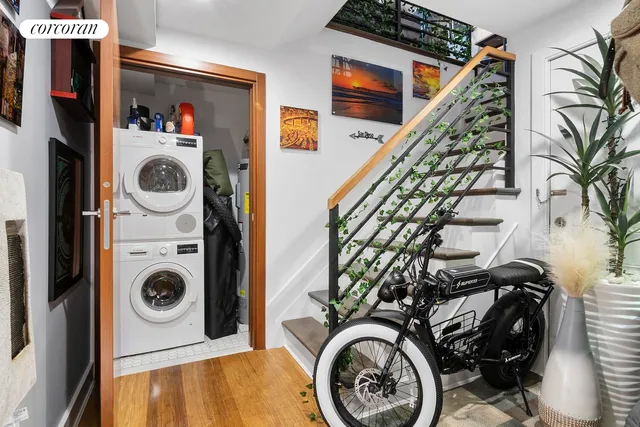 $795,000 | 25-63 38th Street, Unit 1A | Astoria