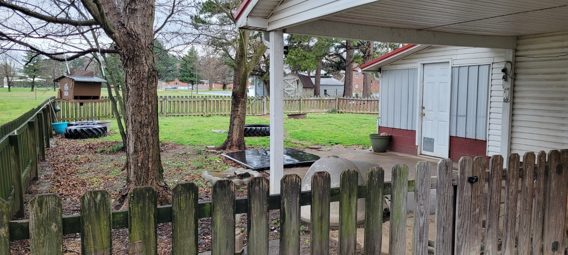 3143 Old Marion Road Metropolis, IL 62960 - Photo 2 of 13