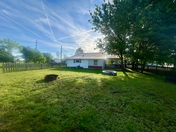 $99,000 | 3143 Old Marion Road, Metropolis, IL 62960