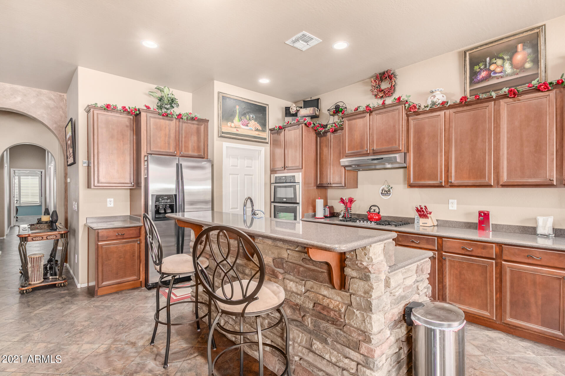 2410 West Mineral Road Phoenix, AZ 85041 - Photo 13 of 39 13 - Mineral