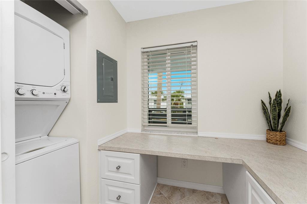 6800 Placida Road, Unit 228 Englewood, FL 34224 - Photo 9 of 45 a room with a window and a potted plant