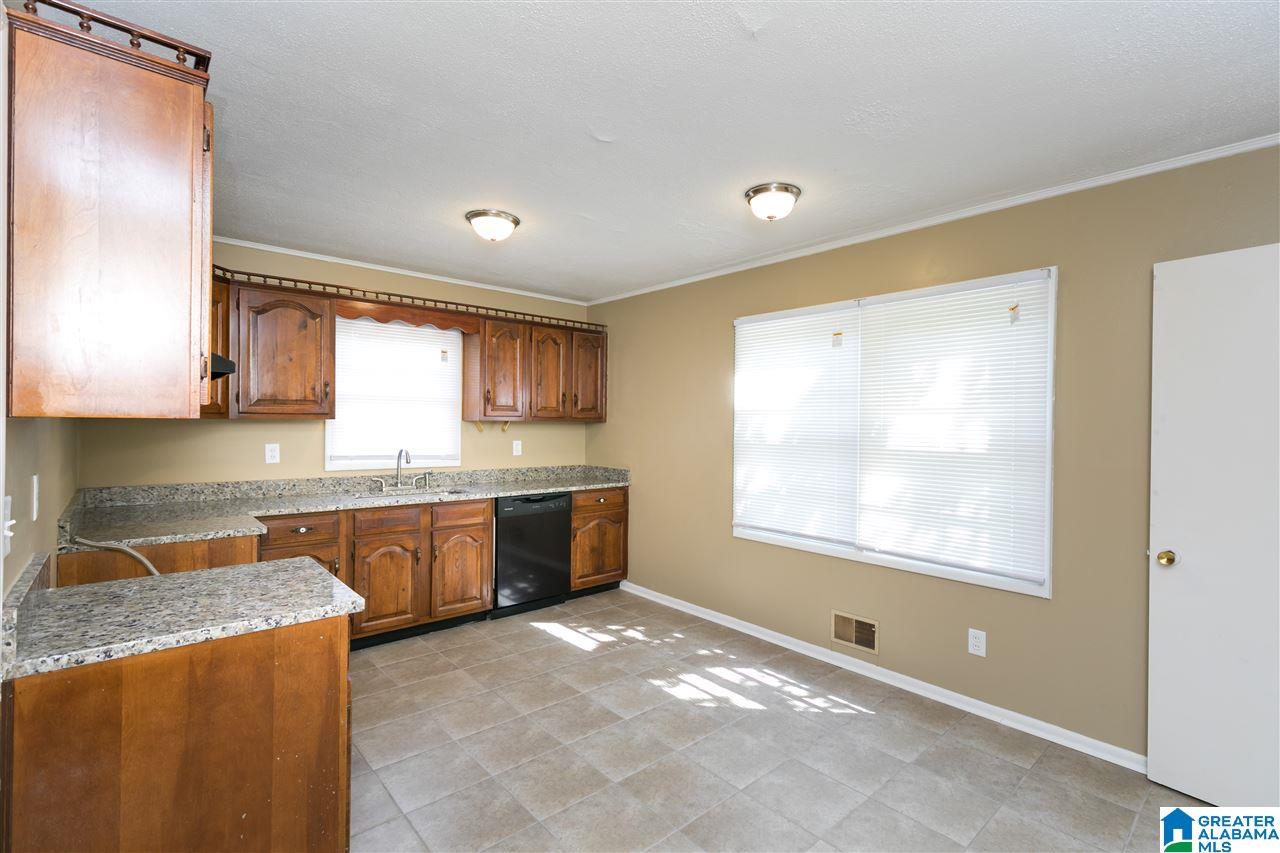 5721 Walnut Grove Road Birmingham, AL 35215 - Photo 5 of 28
