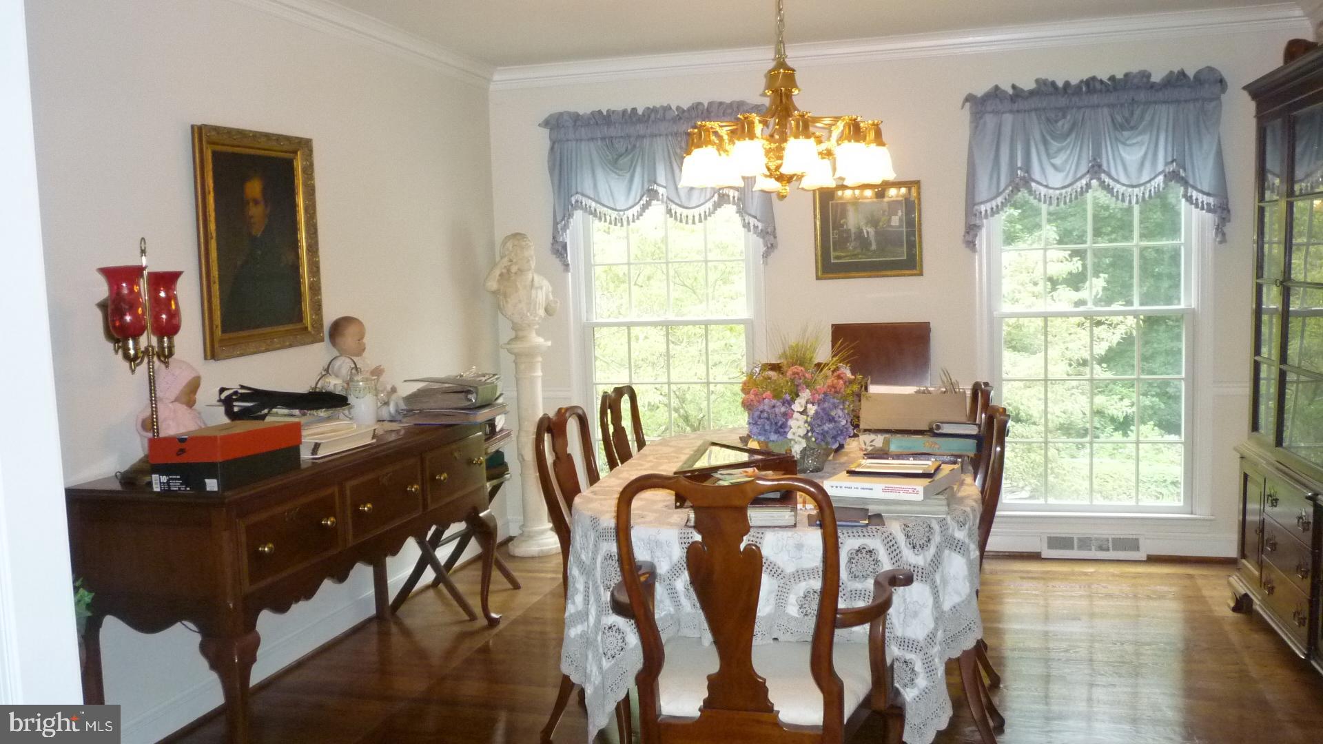 17300 Twin Ridge Court Silver Spring, MD 20905 - Photo 16 of 57 Large Formal Dining Room