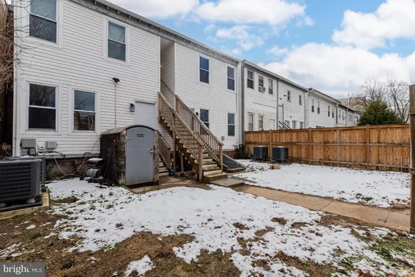 $3,872 | 1838 C Street Southeast, Unit 2, Washington, DC 20003