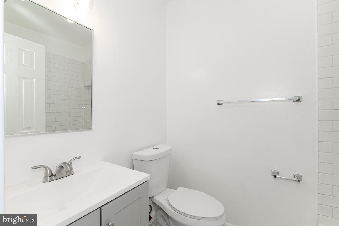 1838 C Street Southeast, Unit 2 Washington, DC 20003 - Photo 7 of 25