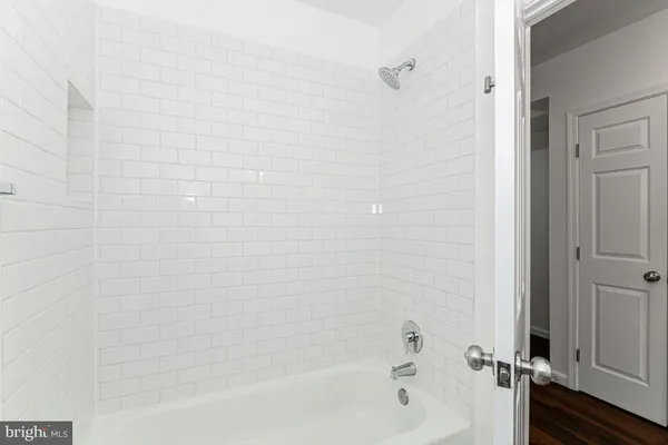 $3,872 | 1838 C Street Southeast, Unit 2, Washington, DC 20003