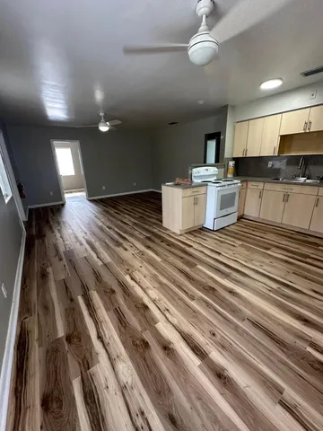 $2,400 | 160 East 27th Street, Unit 1, Riviera Beach, FL 33404