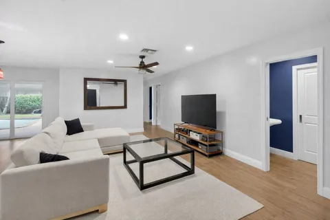 $1,650,000 | 650 Southwest 16th Street, Boca Raton, FL 33486