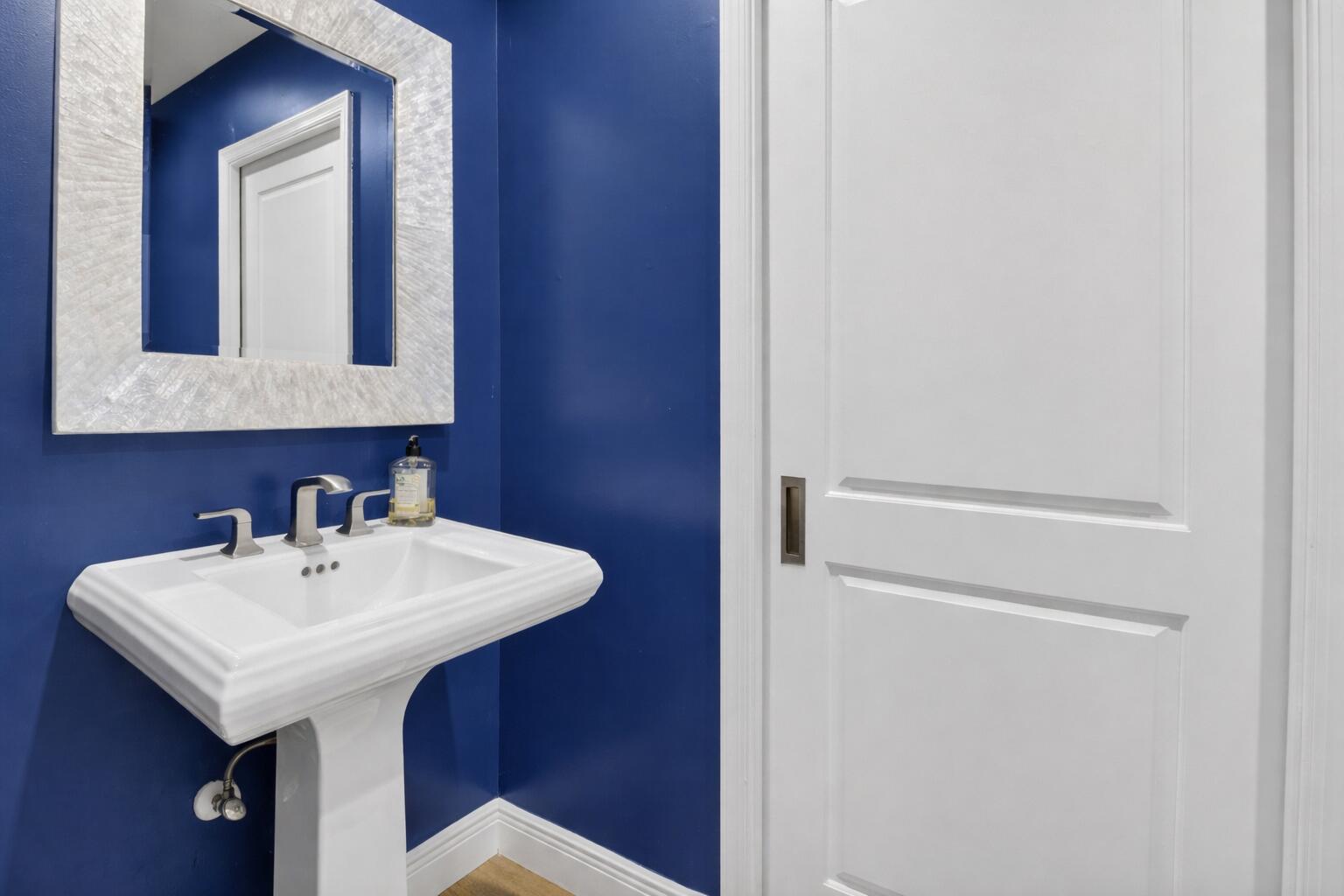 650 Southwest 16th Street Boca Raton, FL 33486 - Photo 15 of 33 11_Powder Room