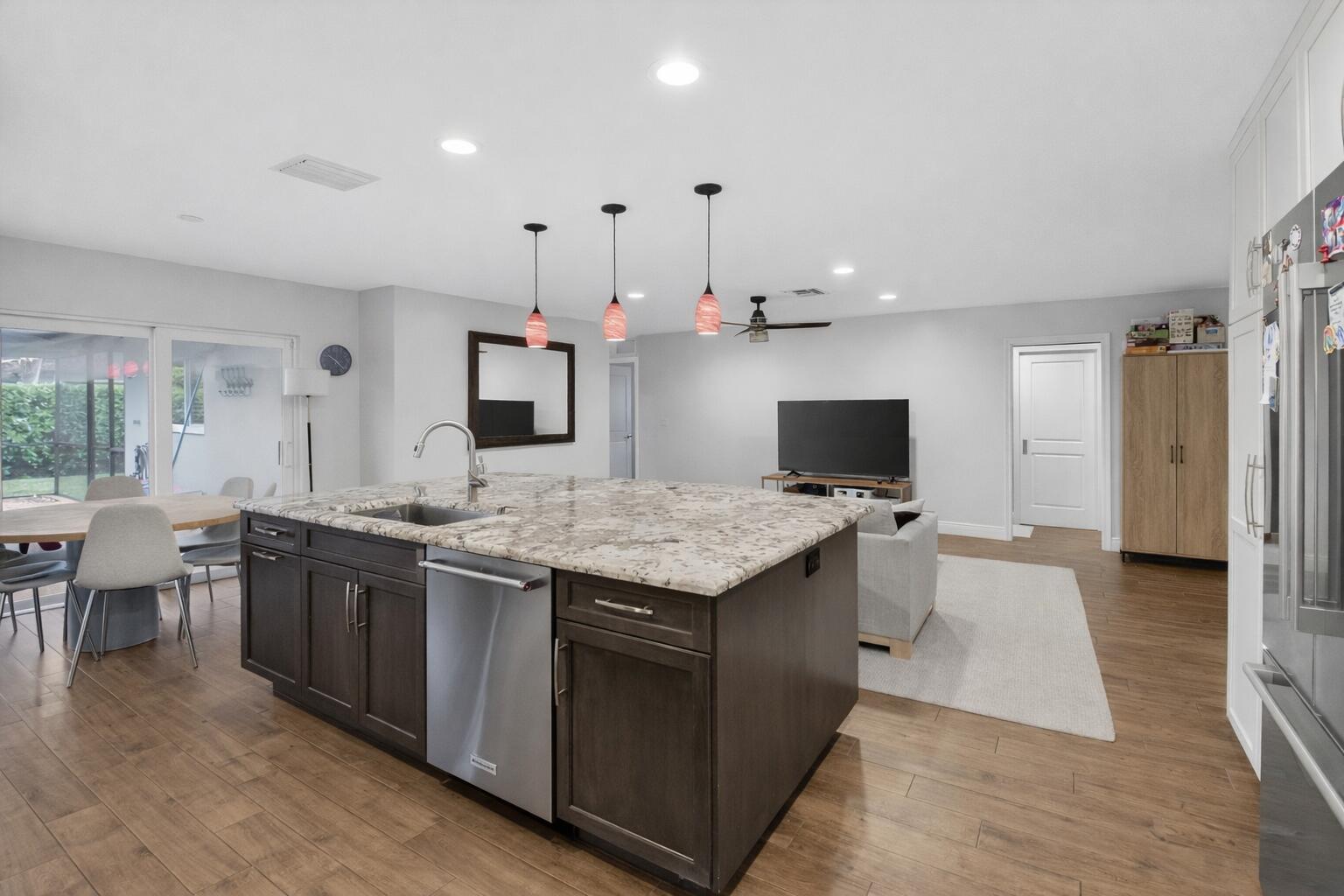 650 Southwest 16th Street Boca Raton, FL 33486 - Photo 10 of 33 06_Kitchen