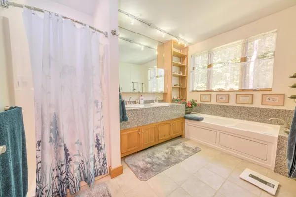 $1,165,000 | 40 Loon Landing, Stockton Springs, ME 04981