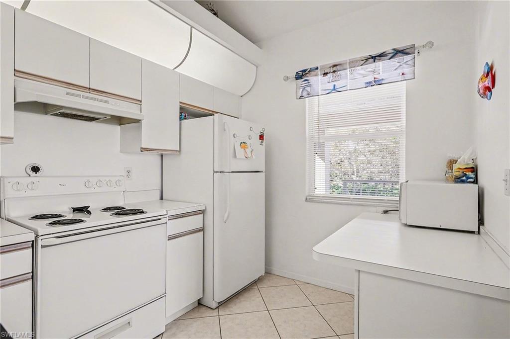 326 Bradstrom Circle, Unit 201F Naples, FL 34113 - Photo 11 of 25