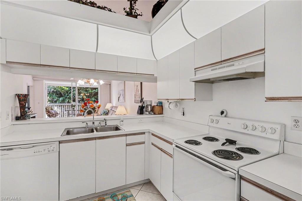 326 Bradstrom Circle, Unit 201F Naples, FL 34113 - Photo 12 of 25