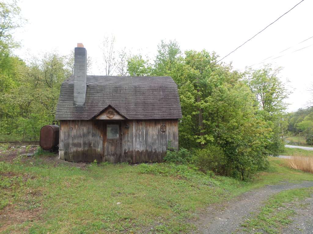 1 Tunnel Road Grafton, NH 03240 - Photo 10 of 32 Gallery Image 10