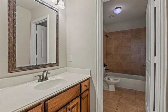 $4,600 | 9134 Penny Lane, Lantana, TX 76226