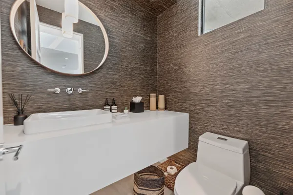 $1,495,000 | 125 Blue Moon Drive, Palm Springs, CA 92262