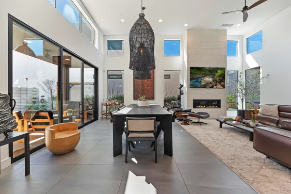 $1,495,000 | 125 Blue Moon Drive, Palm Springs, CA 92262