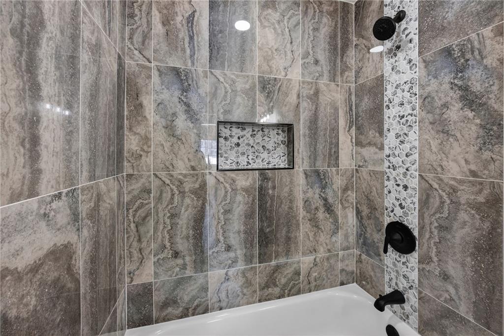 1230 West 25th Street South Independence, MO 64052 - Photo 15 of 21