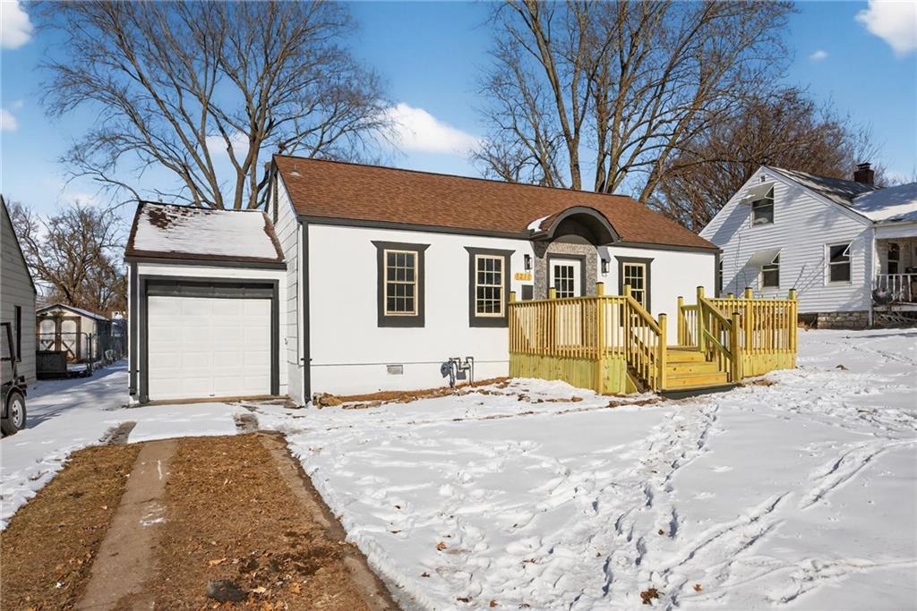 1230 West 25th Street South Independence, MO 64052 - Photo 2 of 21