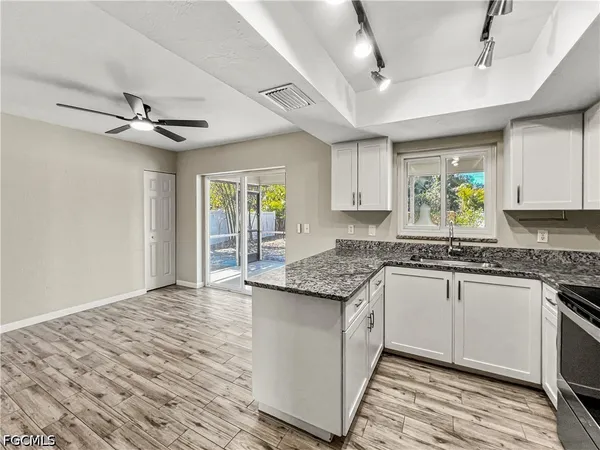 $1,649 | 18660 Miami Boulevard, Fort Myers, FL 33967