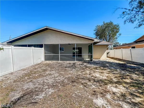 $1,649 | 18660 Miami Boulevard, Fort Myers, FL 33967