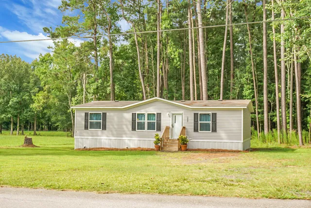 $140,000 | 638 Southwest Mimosa Drive, Orangeburg, SC 29115