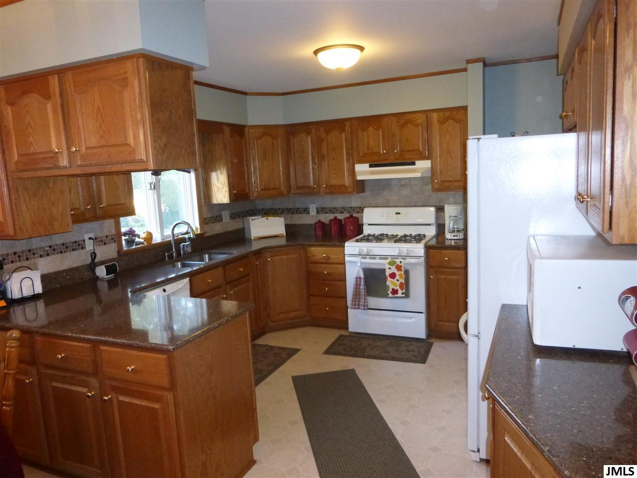 4839 Scarborough Road Jackson, MI 49201 - Photo 5 of 32 Photo 5