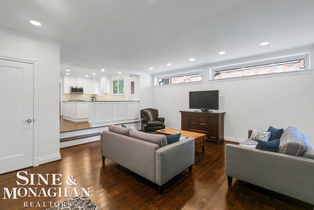 466 Lincoln Road Grosse Pointe, MI 48230 - Photo 15 of 61 50059932-14.JPG