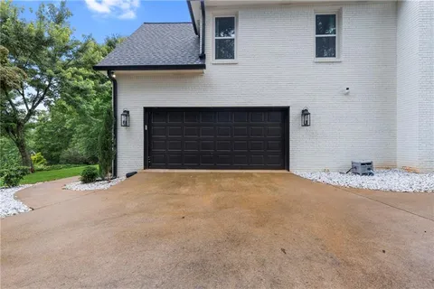 $614,000 | 4221 Willow Oak Drive, Gainesville, GA 30506