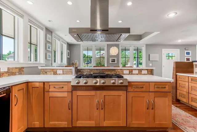 $675,000 | 3216 North 128th Street, Kansas City, KS 66109