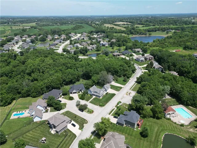 $675,000 | 3216 North 128th Street, Kansas City, KS 66109