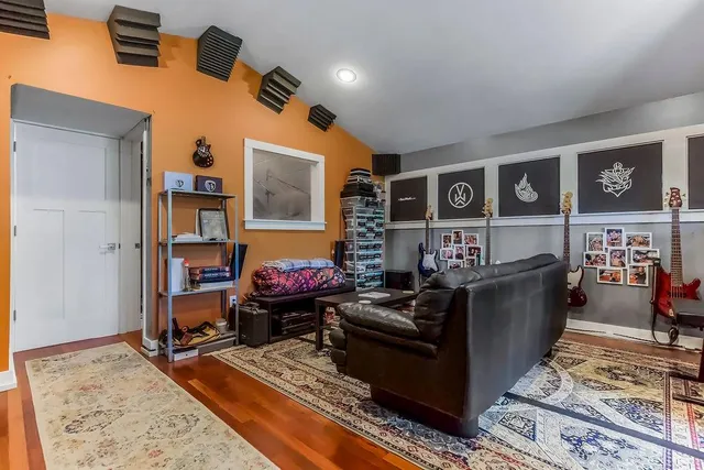 $675,000 | 3216 North 128th Street, Kansas City, KS 66109