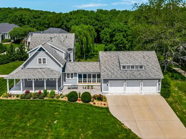 $675,000 | 3216 North 128th Street, Kansas City, KS 66109