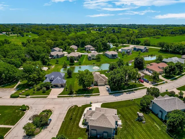 $675,000 | 3216 North 128th Street, Kansas City, KS 66109