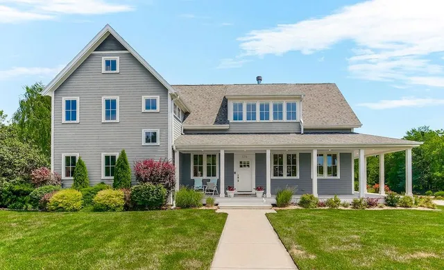 $675,000 | 3216 North 128th Street, Kansas City, KS 66109