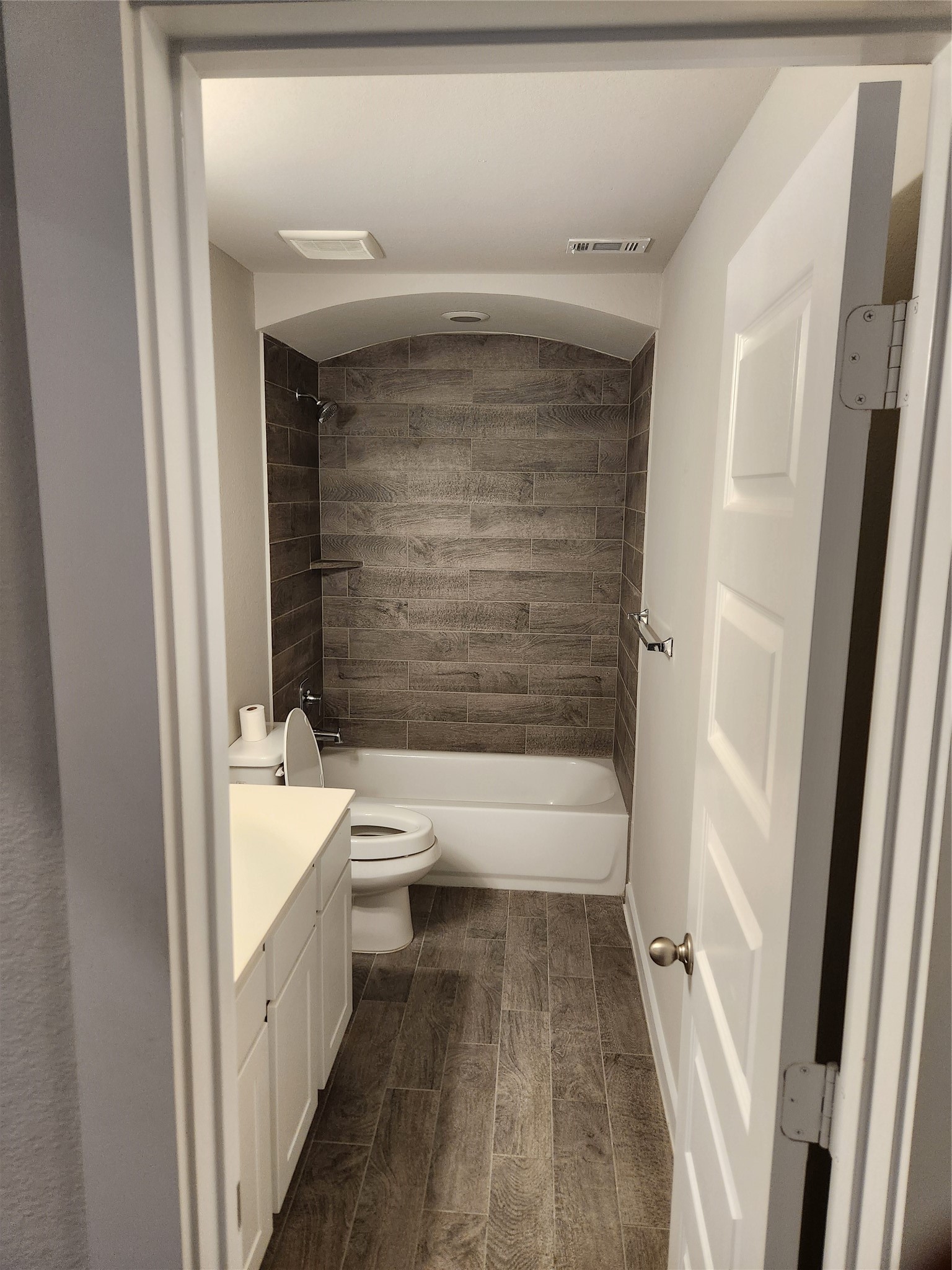 4326 Wyanngate Drive Spring, TX 77373 - Photo 10 of 29 Full Bathroom