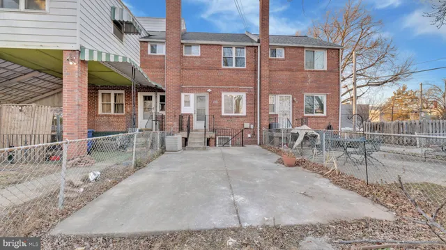 $374,900 | 818 51st Street Southeast, Washington, DC 20019