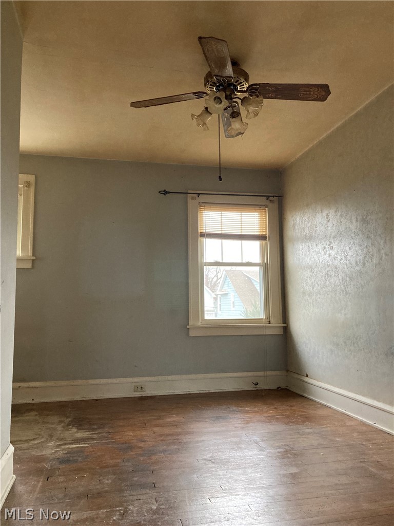 17818 Ingleside Road Cleveland, OH 44119 - Photo 18 of 25 Gallery Image 18