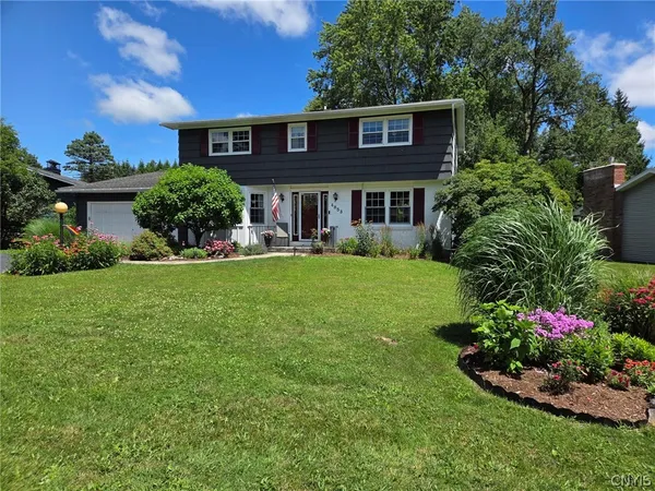 $465,000 | 4853 Carey Drive, Manlius, NY 13104
