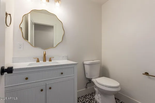 $1,225,000 | 829 East Desert Park Lane, Phoenix, AZ 85020