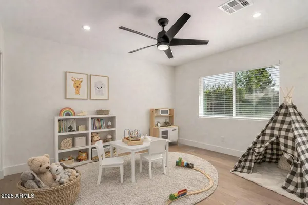 $1,225,000 | 829 East Desert Park Lane, Phoenix, AZ 85020