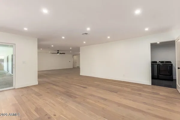 $1,225,000 | 829 East Desert Park Lane, Phoenix, AZ 85020