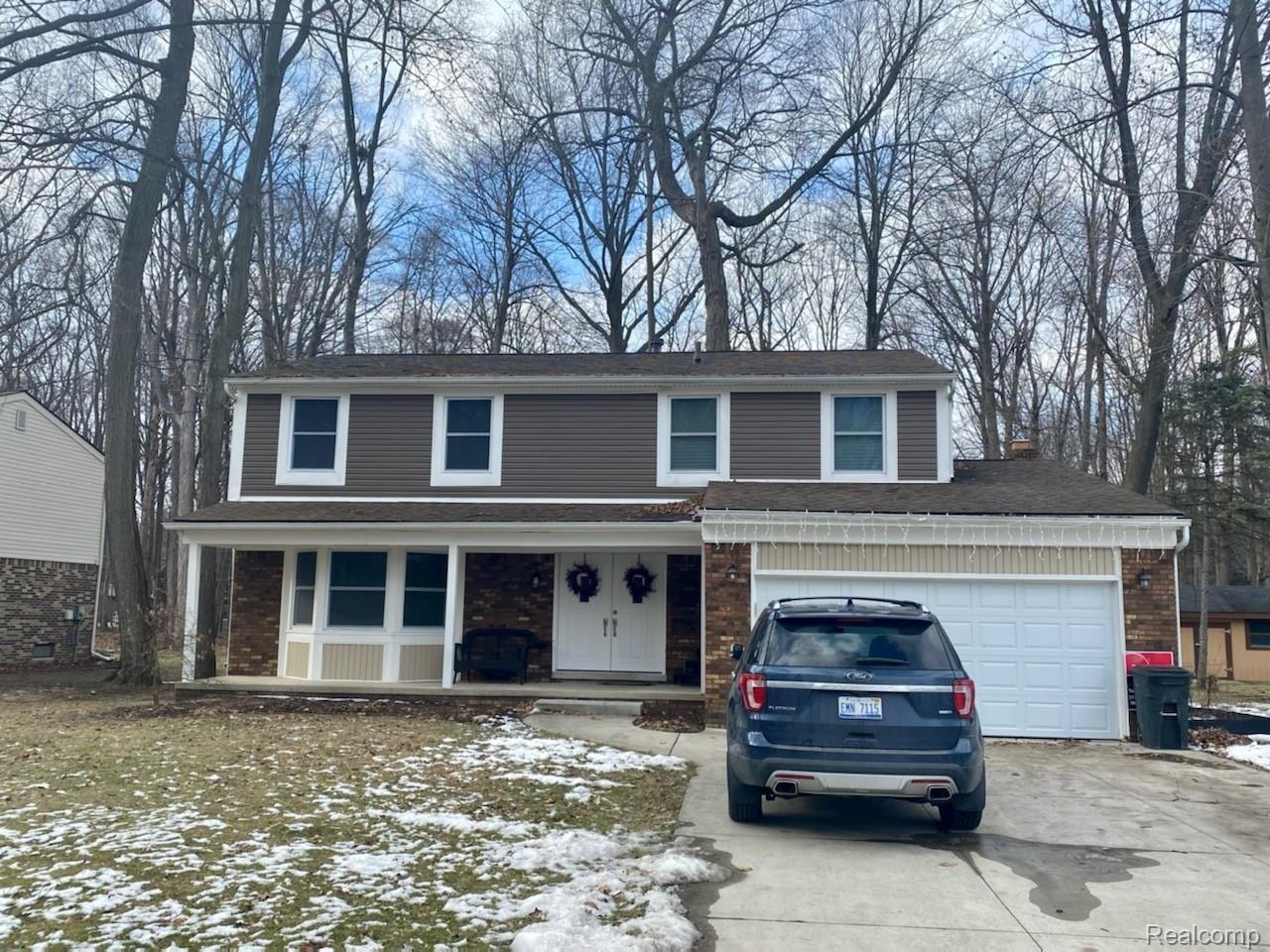 18395 Gill Road Livonia, MI 48152 - Photo 1 of 1 IMG_5630.jpg
