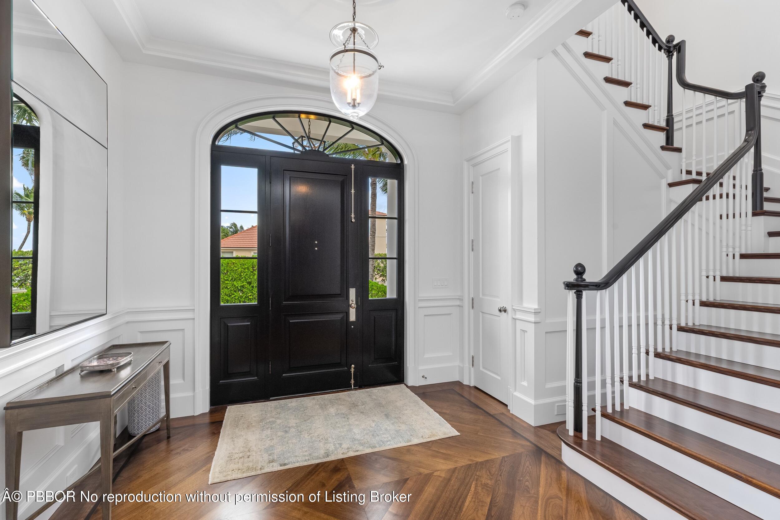 102 Reef Road Palm Beach, FL 33480 - Photo 13 of 31 Foyer