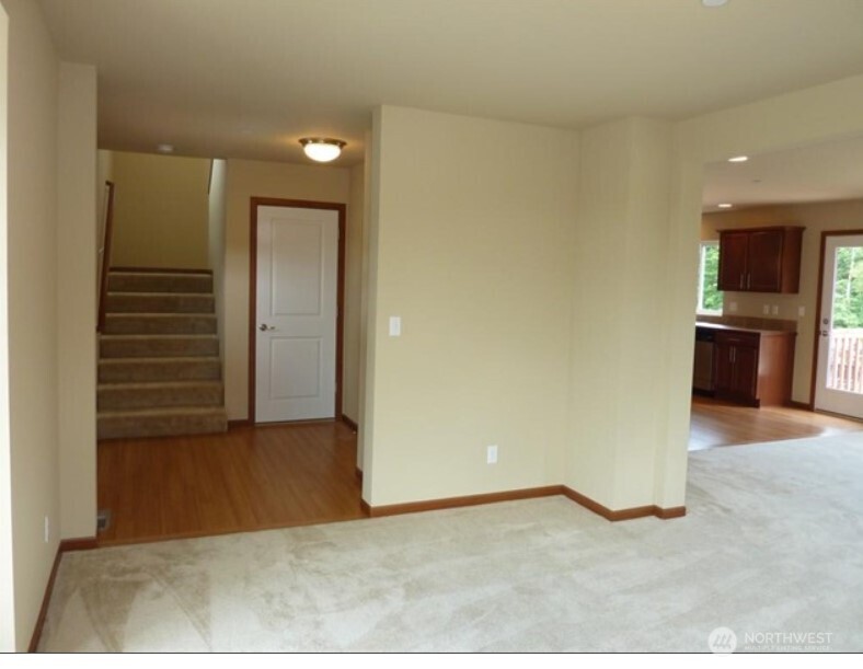 2340 Schley Boulevard Bremerton, WA 98310 - Photo 3 of 9 a view of a hallway with stainless steel appliances