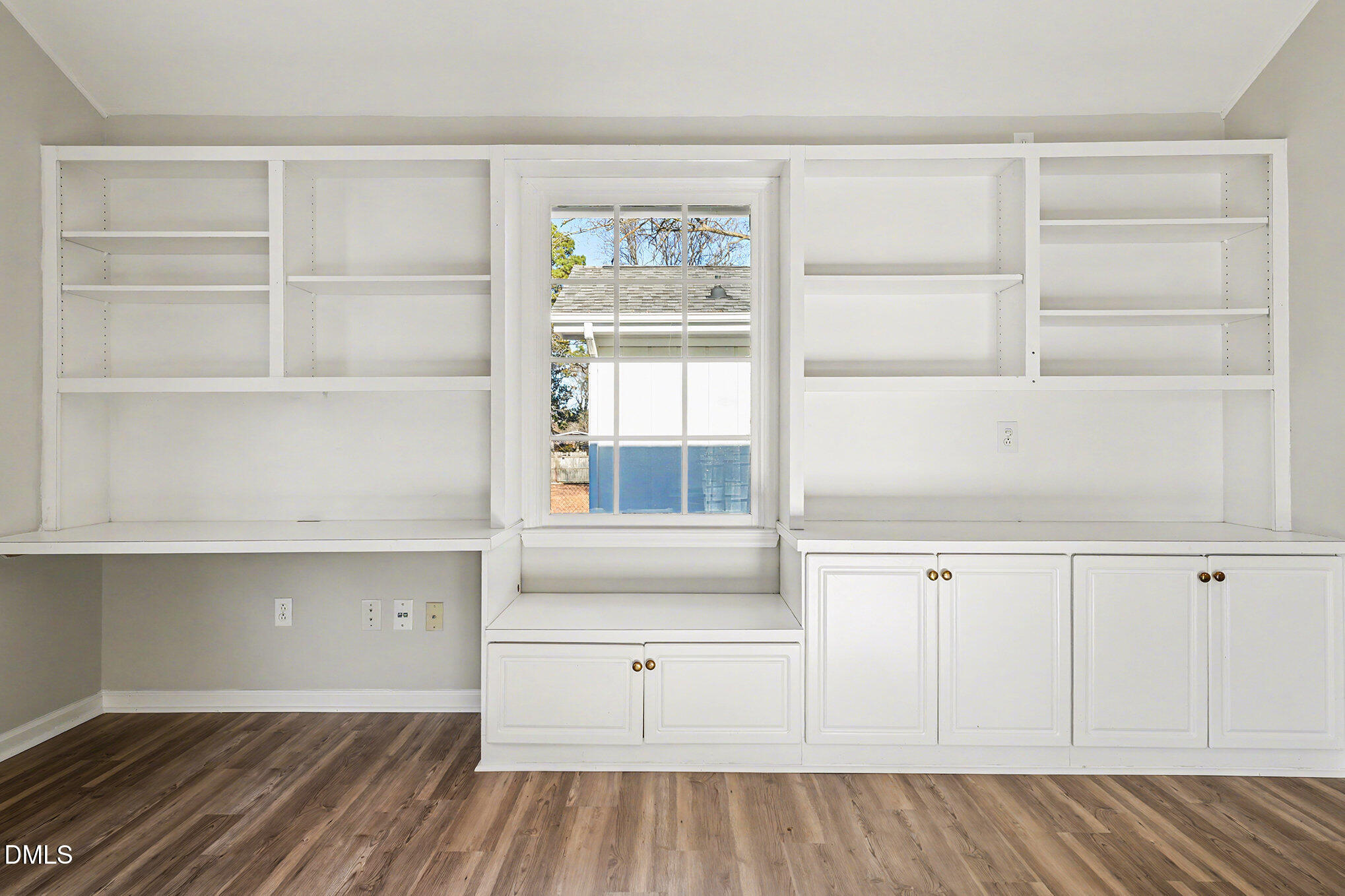 2113 James Slaughter Road Fuquay-Varina, NC 27526 - Photo 7 of 32 009_jam03467_534