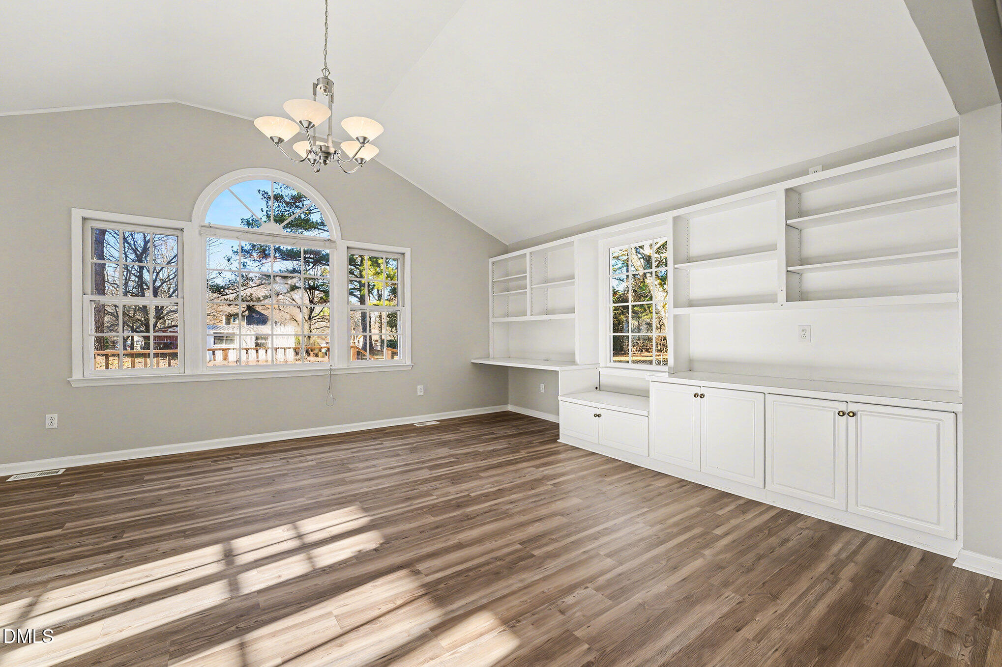 2113 James Slaughter Road Fuquay-Varina, NC 27526 - Photo 9 of 32 007_jam03456_393